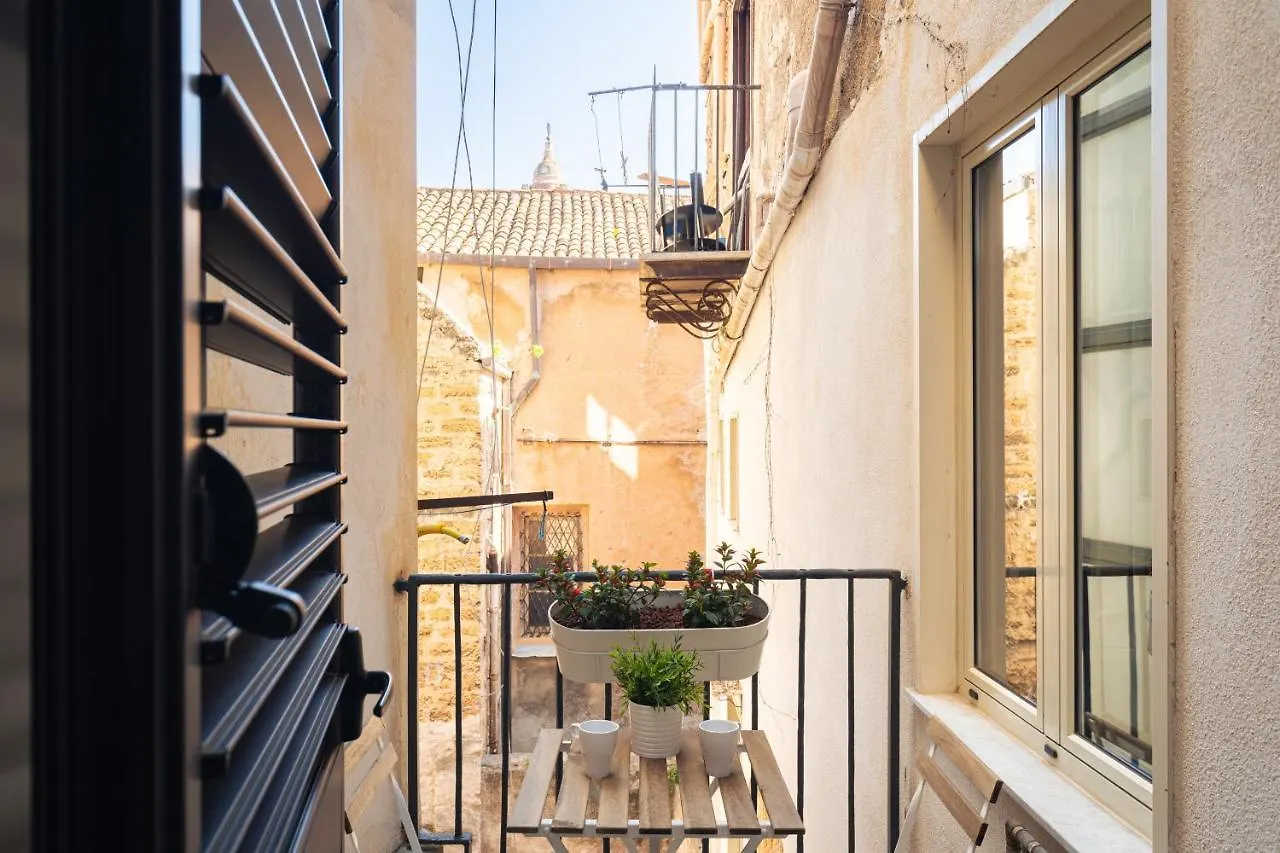 Open Sicily Residence - Central Apartments Near Quattro Canti Palerme